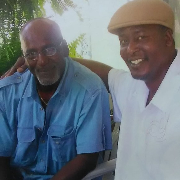 Meet your Posher, Derrick - Picture 1 of 1